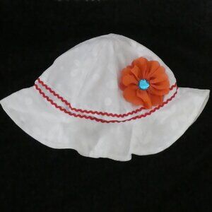 STAR CHILD | 46 cm | Elegant White Floral Hat | Orange Flower W Blue Gem
